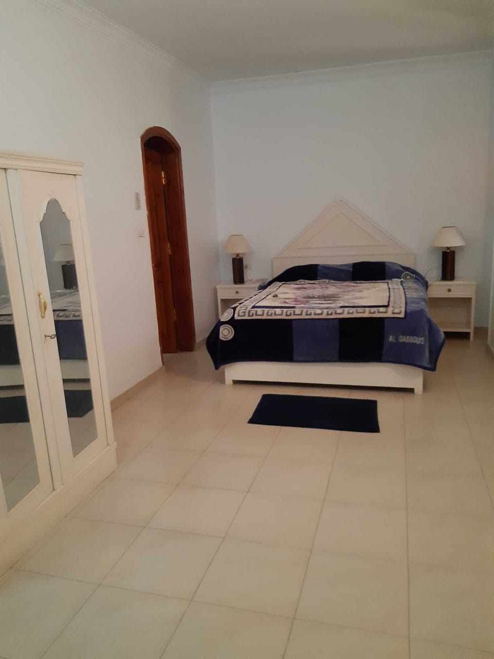 large room with ensuite
