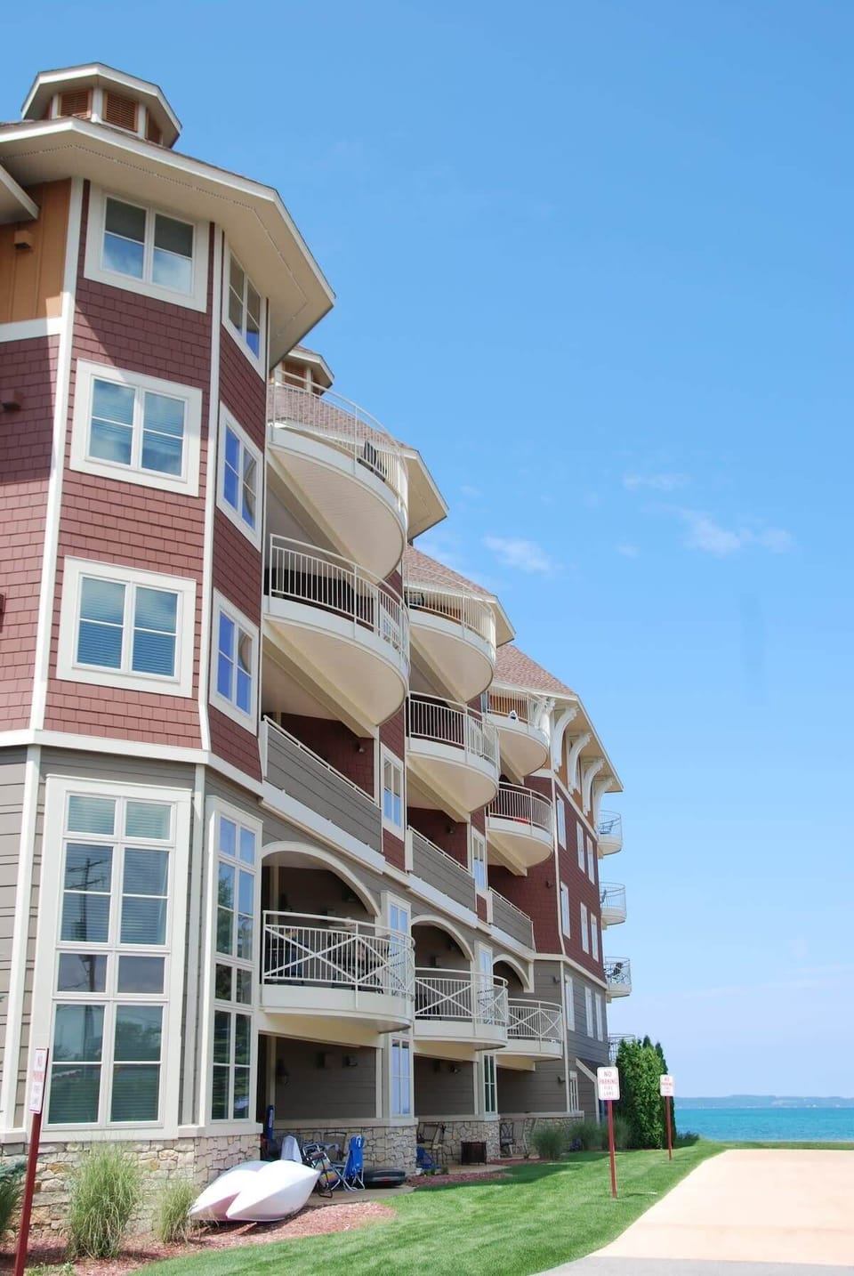 East view of Peninsula Bay Resort