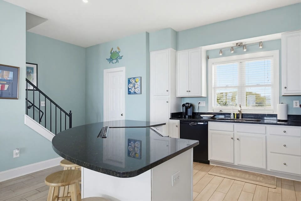 Large kitchen island with seating for 5