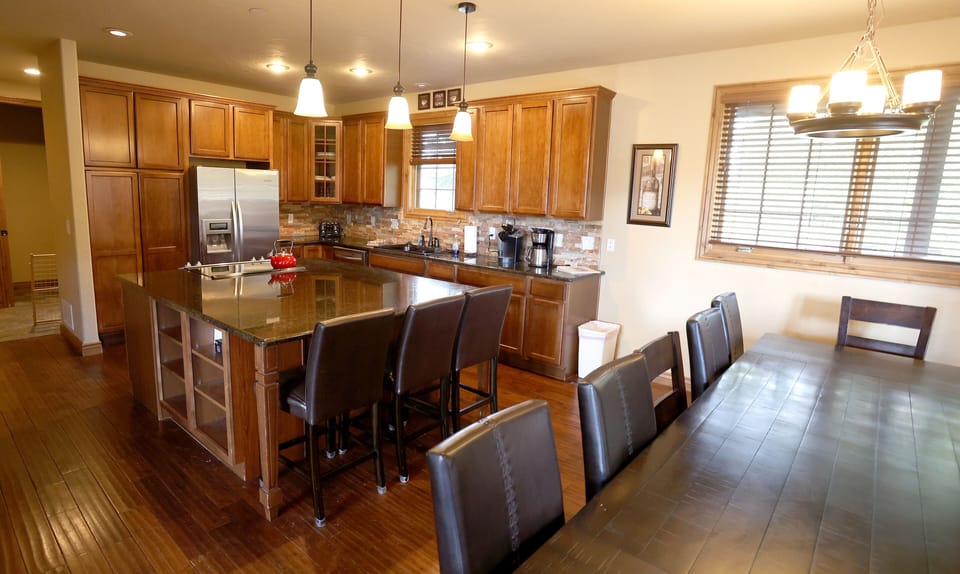Gourmet Kitchen 