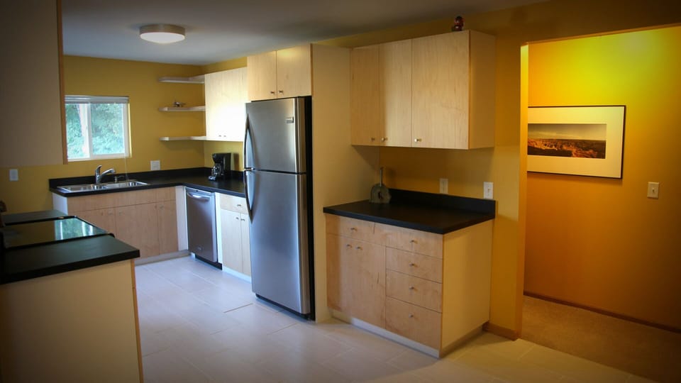 Another view of the kitchen