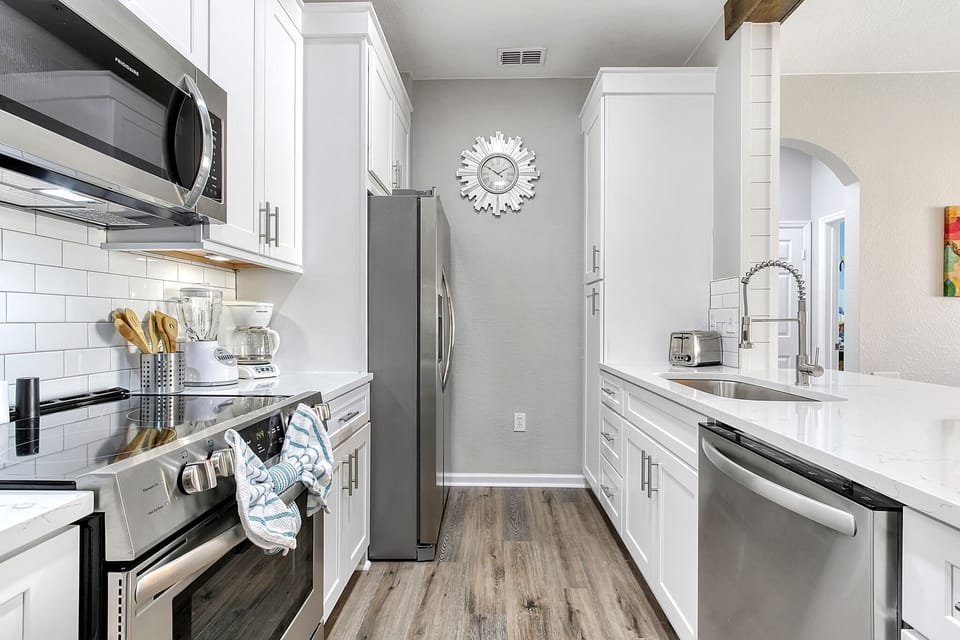Fully stocked kitchen