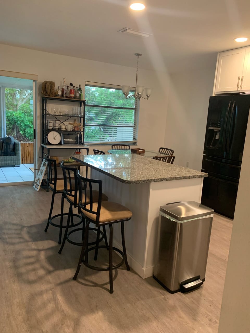 Kitchen with great garden view and all new everything ! 