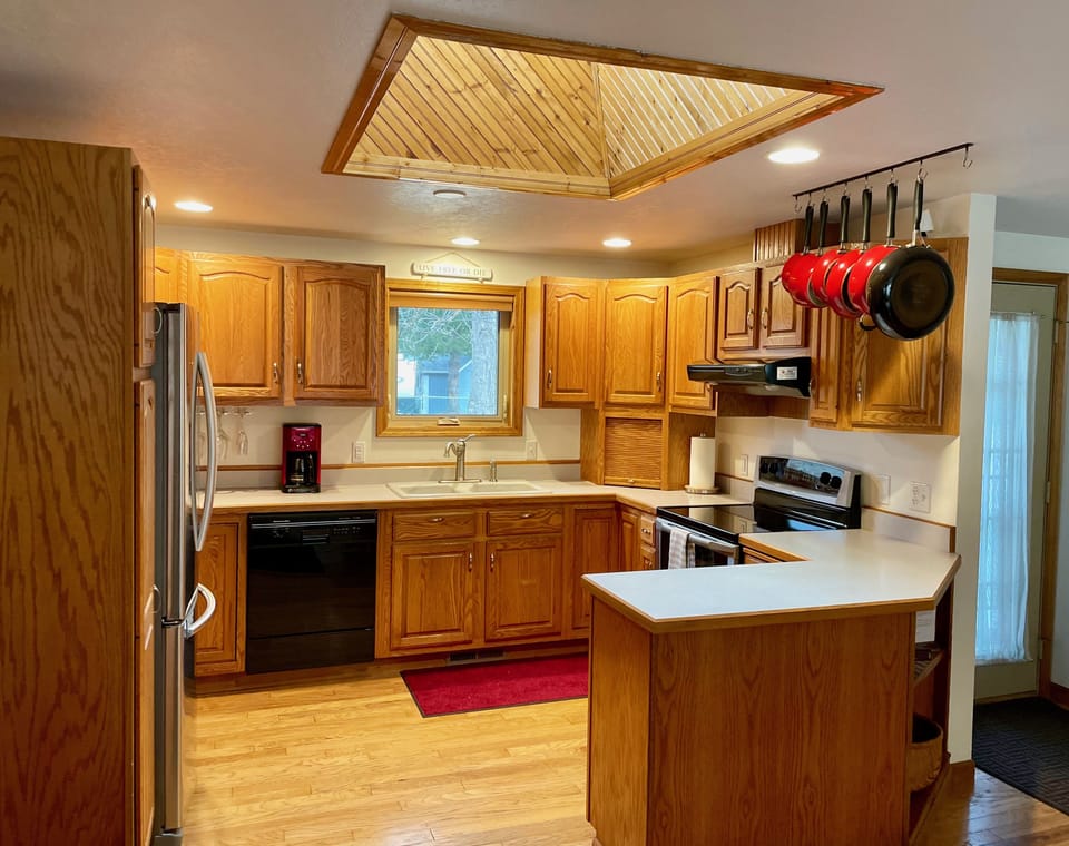 Well stocked kitchen!