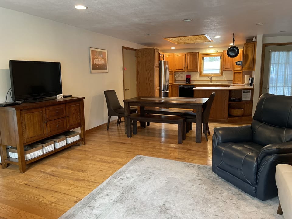 Dining table seats six+ comfortably