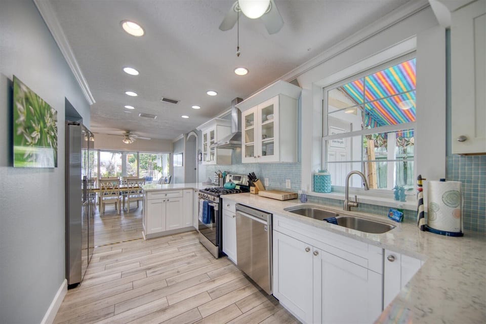 Open Kitchen