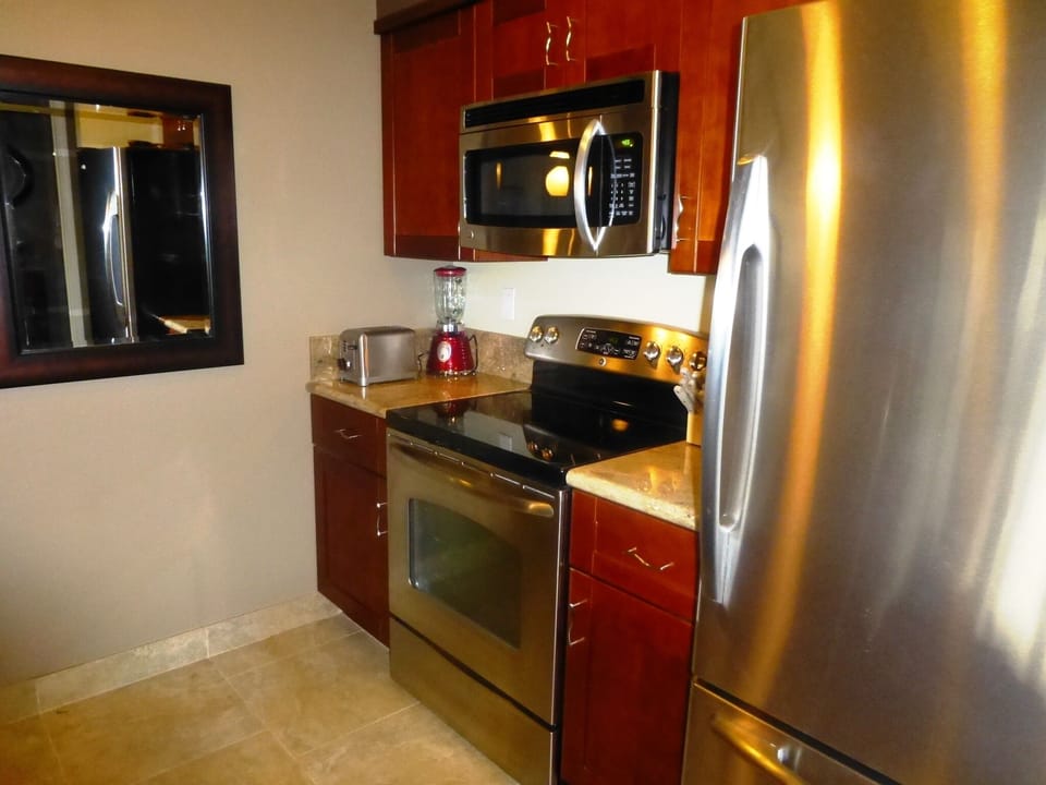 Stainless appliances, granite countertops, dishwasher, soft close drawers