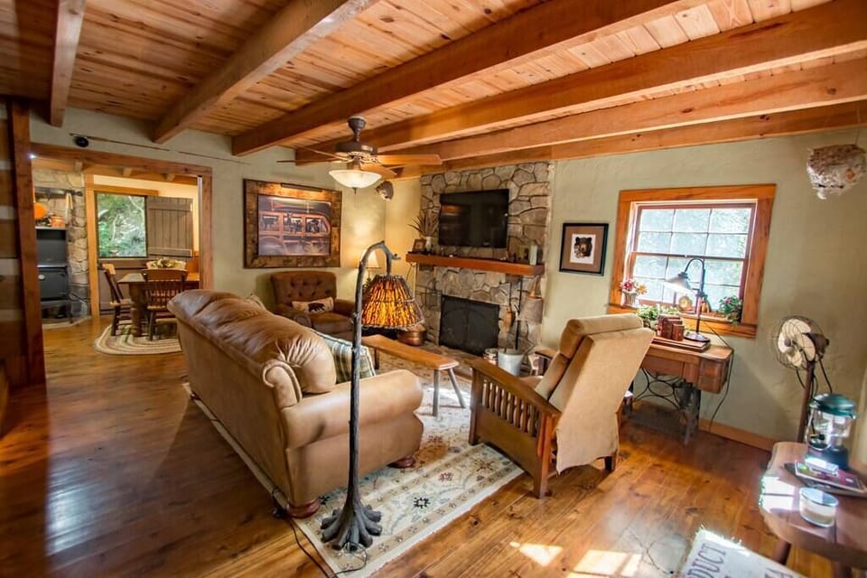 988be73e b0ce 40c3 8480 8eea5ebf66a2