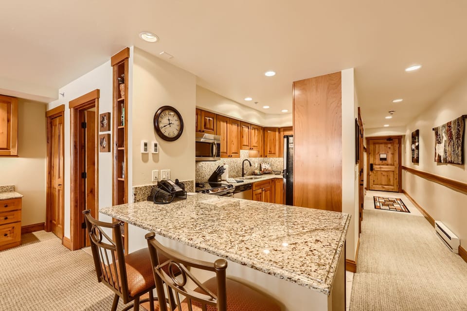 Breakfast Bar