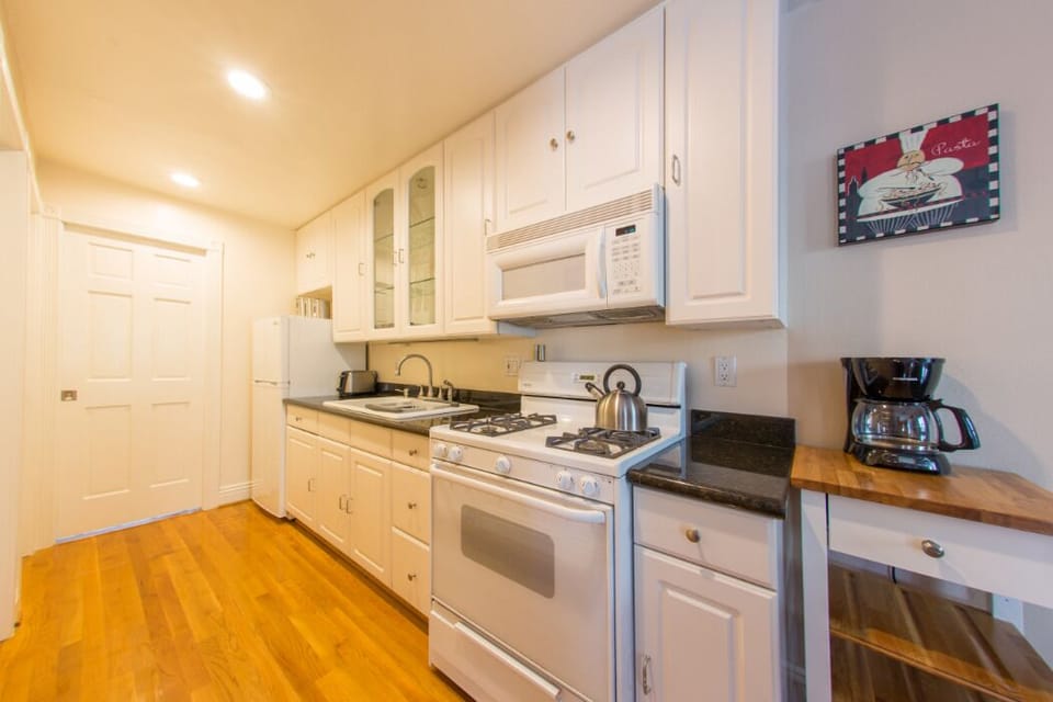Beautifully Upgraded Kitchen.