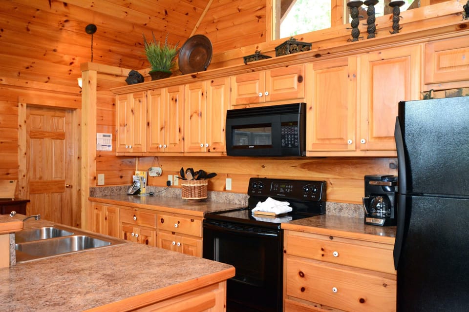 Fully Stocked Kitchen
