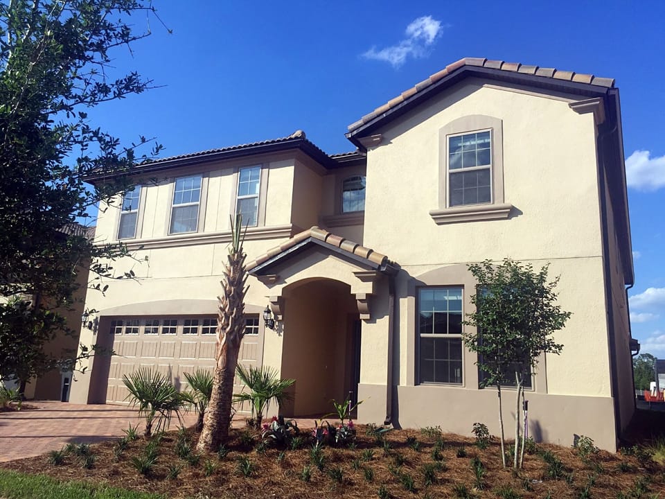 Villa Front, 8809