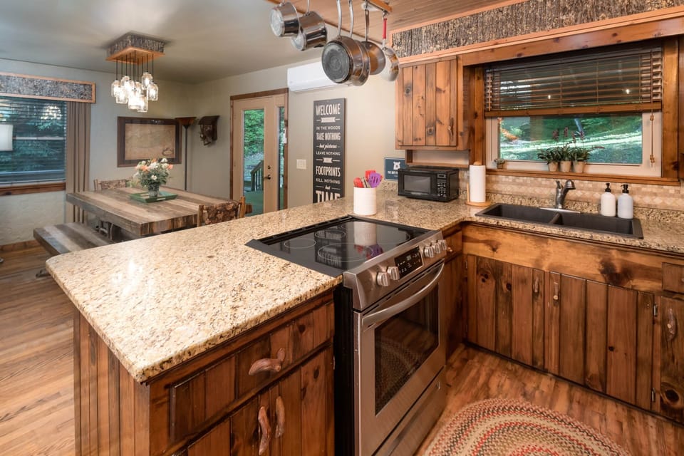 Huffman Creek Retreat - The Homestead-2