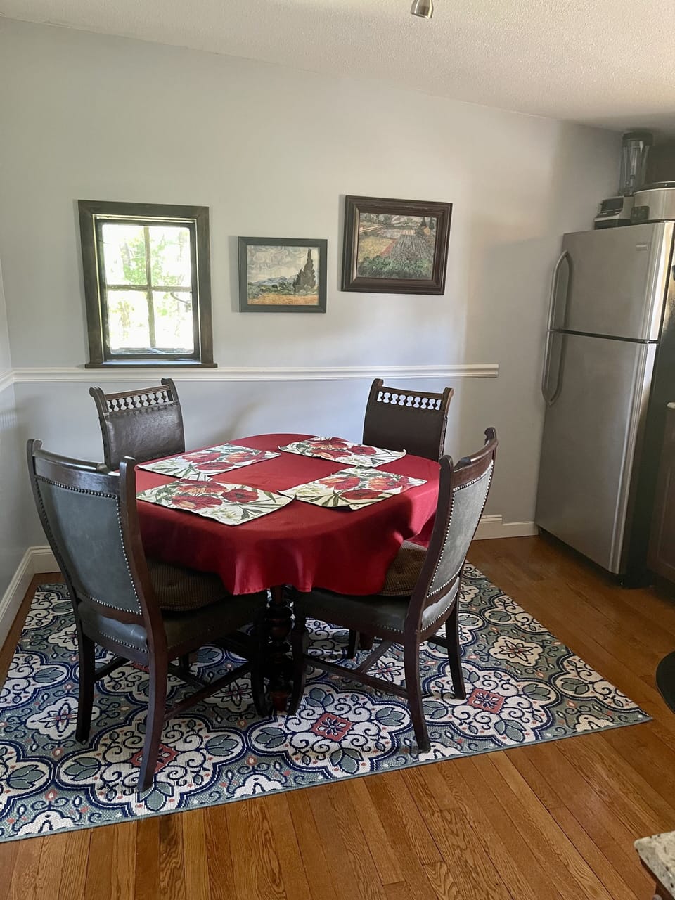 Dining table 