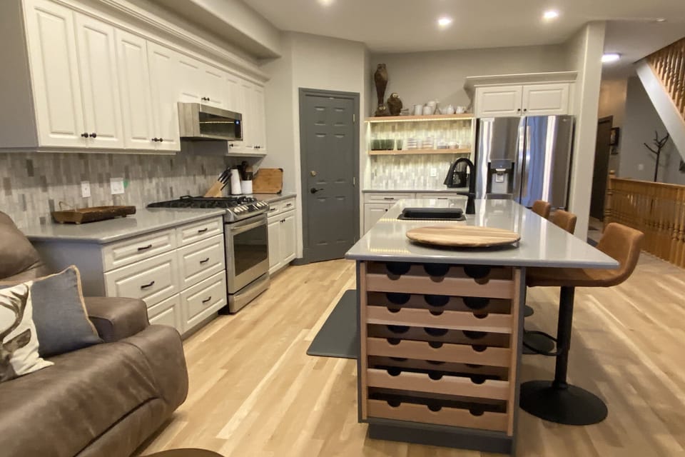 Modern Kitchen l Fully Stocked For Any Occassion