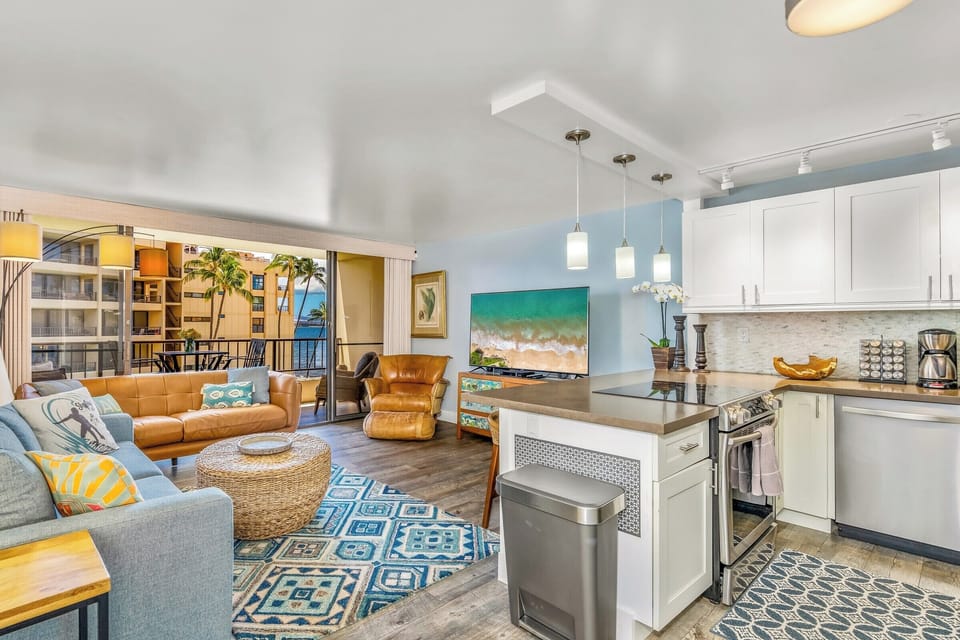 Bangin' Remodel. Say Aloha to 2023...