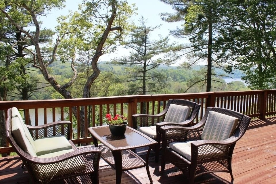 Front Deck Seating Area