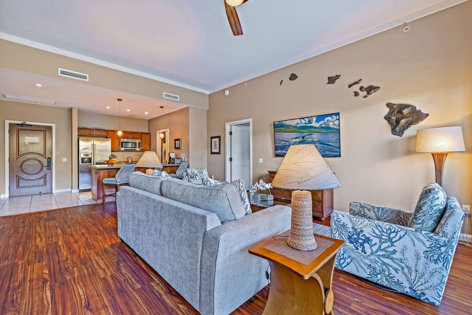 Konea 142 offers all the comforts of home + resort amenities. 