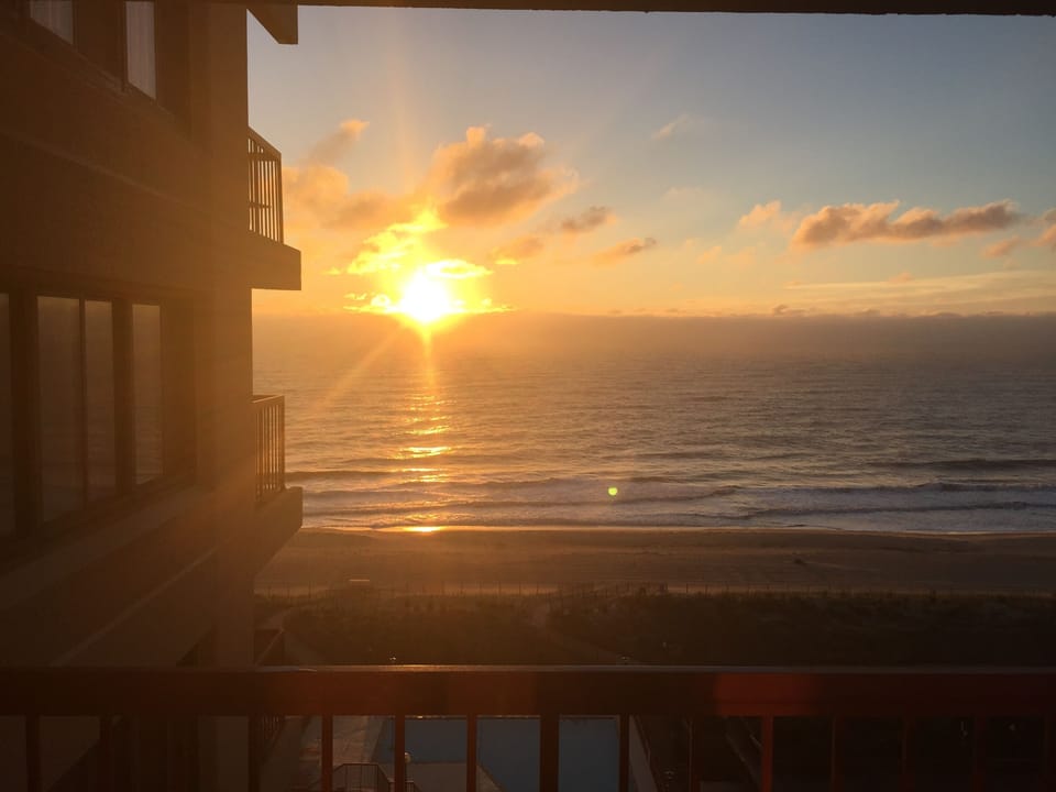 You can wake up to this Beautiful Sunrise! 