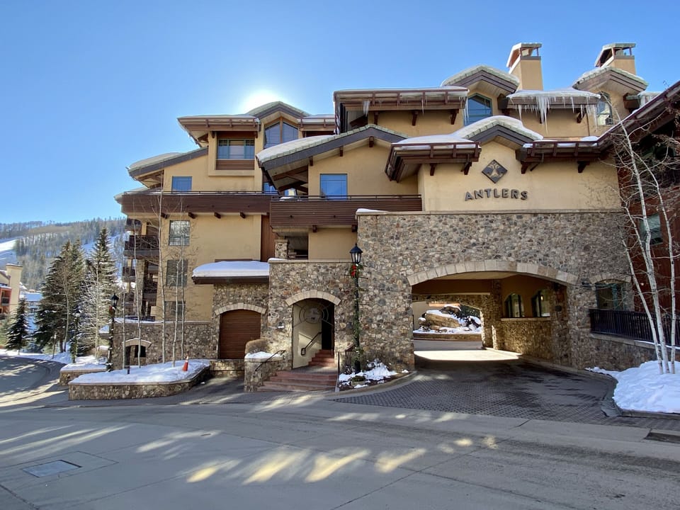 Antlers @ Vail 