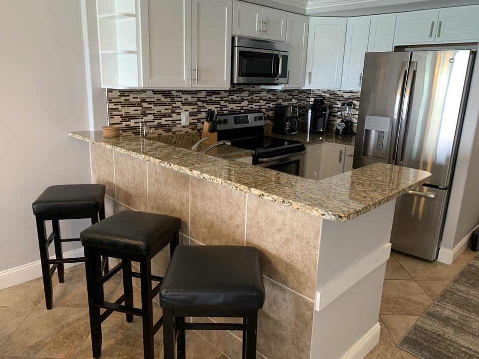 Kitchen Bar