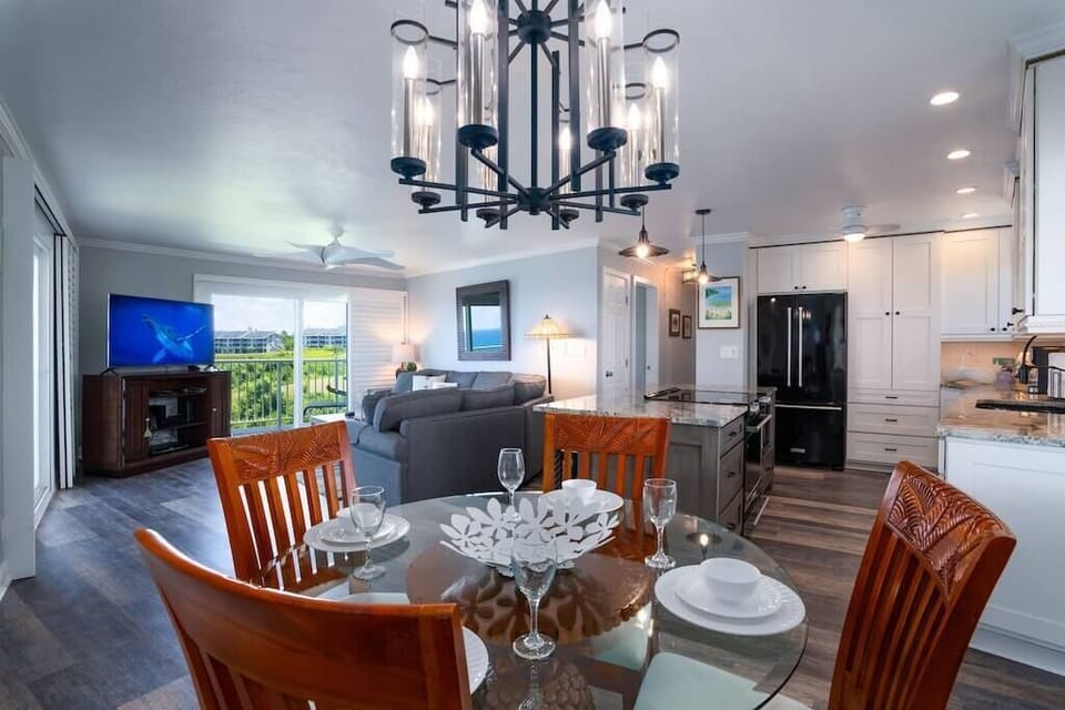 Dining Table with Seating for 4