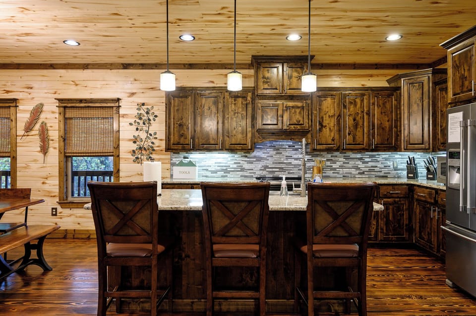Kitchen/Bar