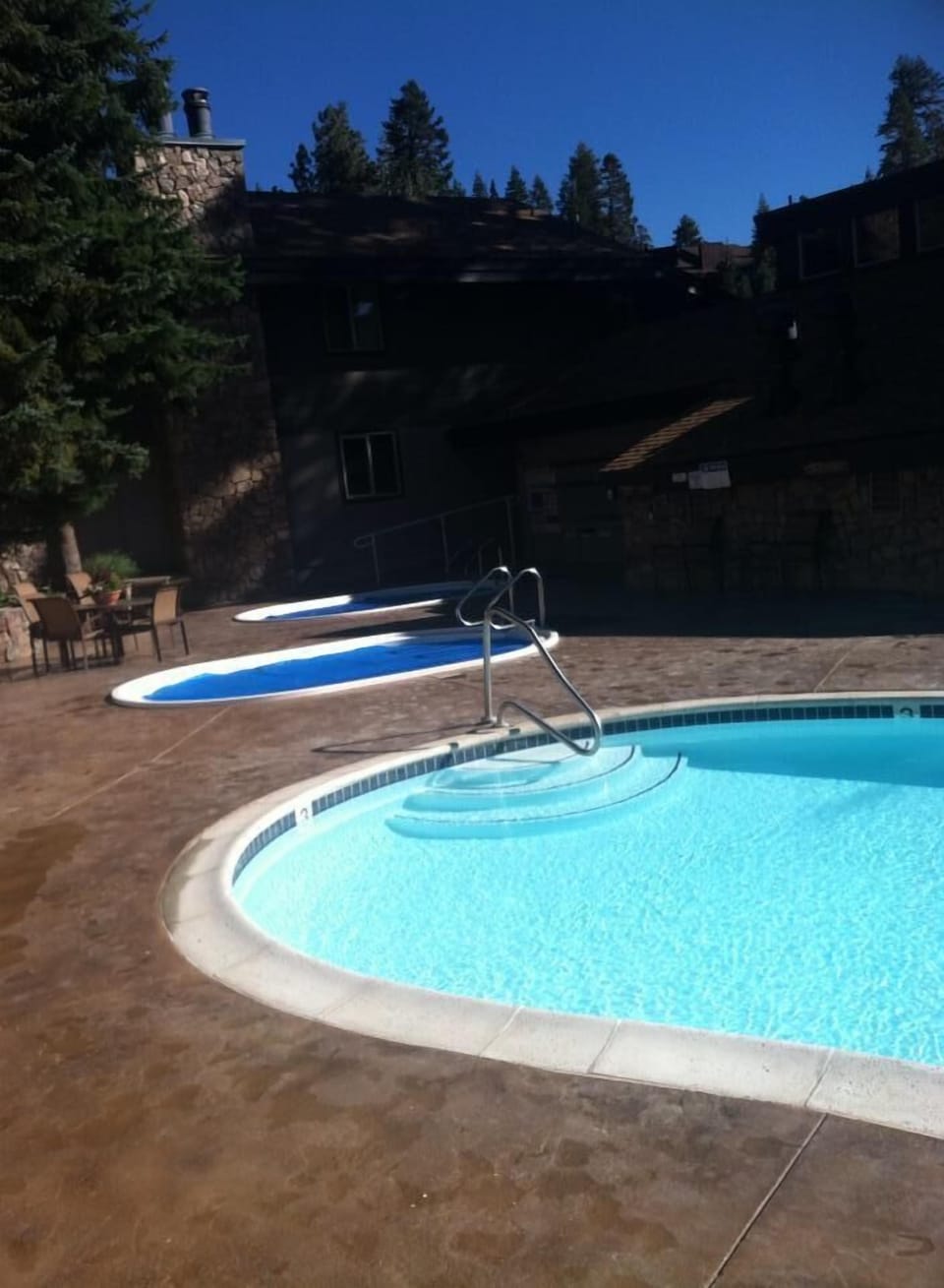 2 Hot Tubs and Pool