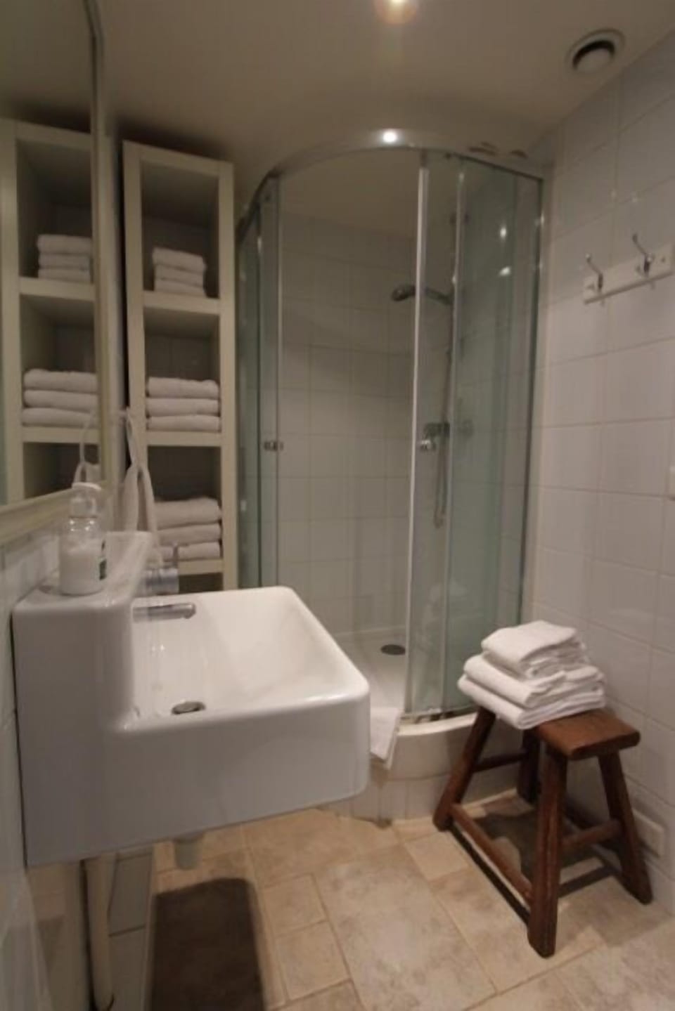 Shower room & WC