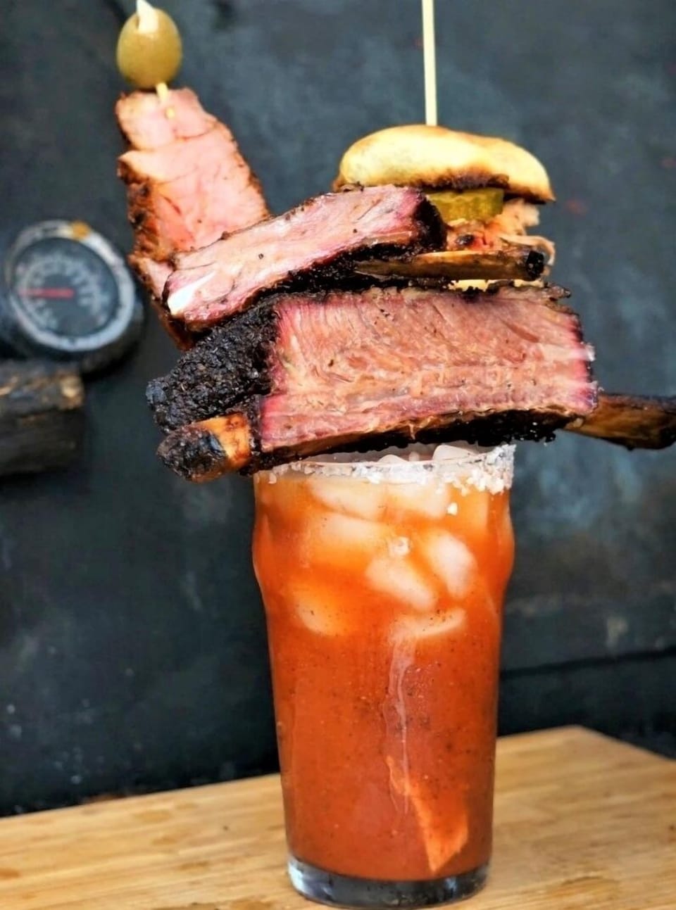 Cocktails by the Barbecue....perfect idea for sunsets