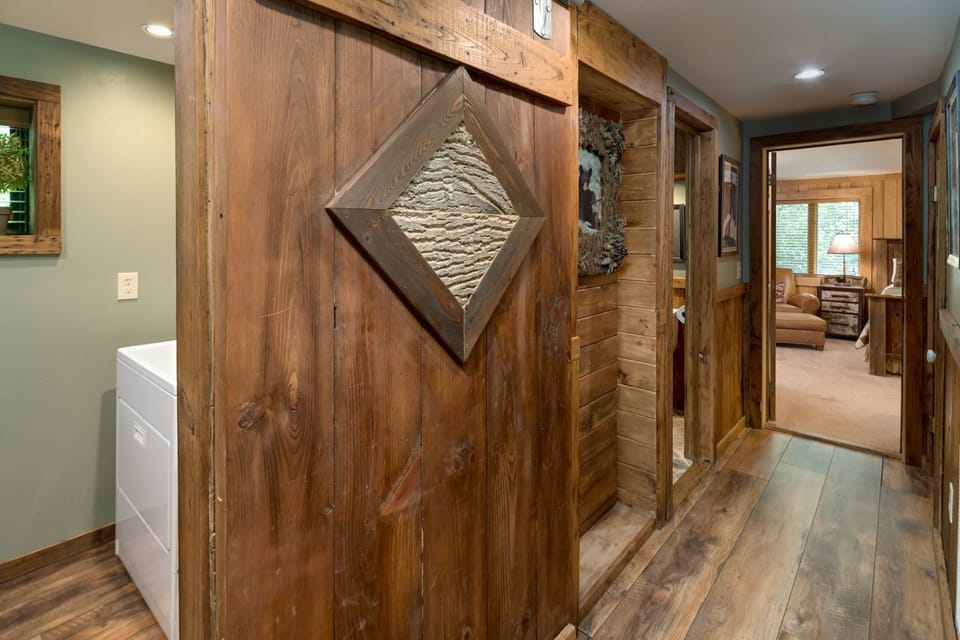 Huffman Creek Retreat -Chestnut-23