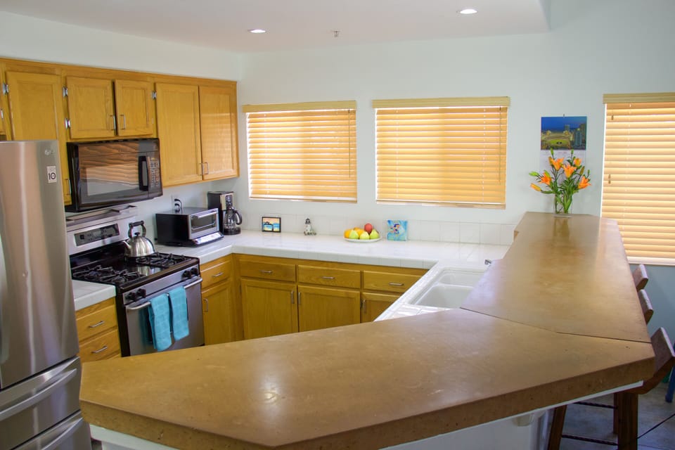 Ki Li got chen counter (main floor)