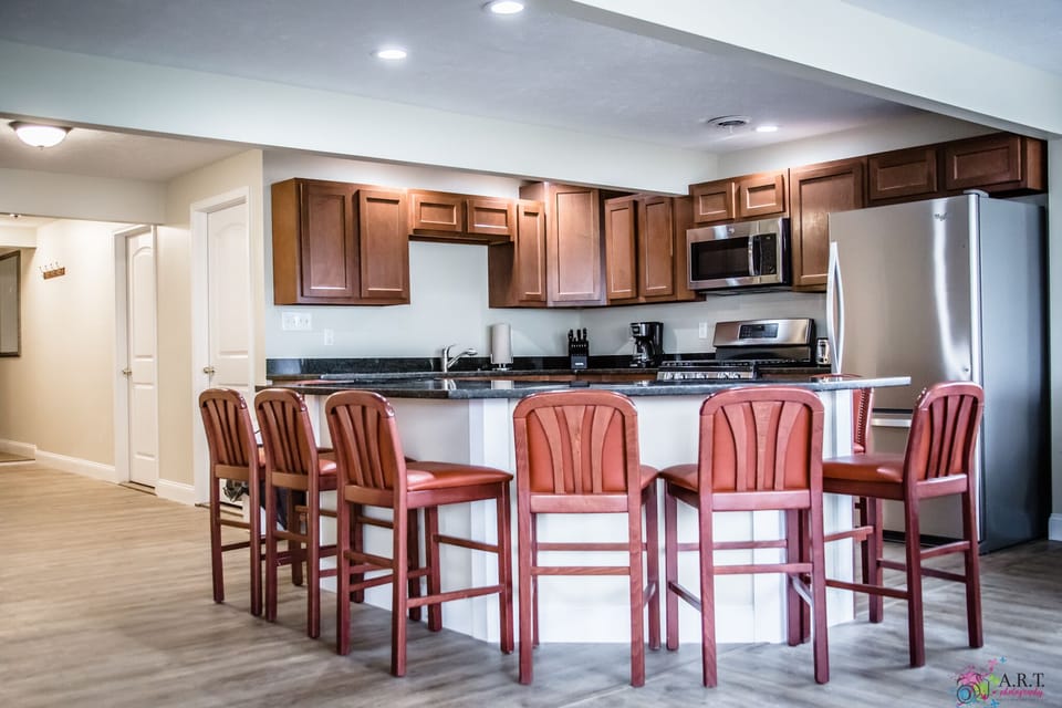 Kitchen With Island