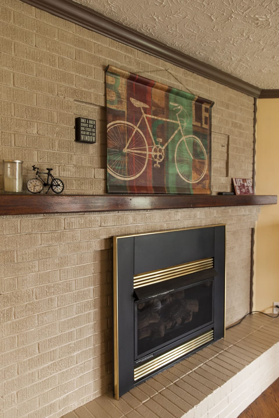 Warmth and ambiance. And bikes!