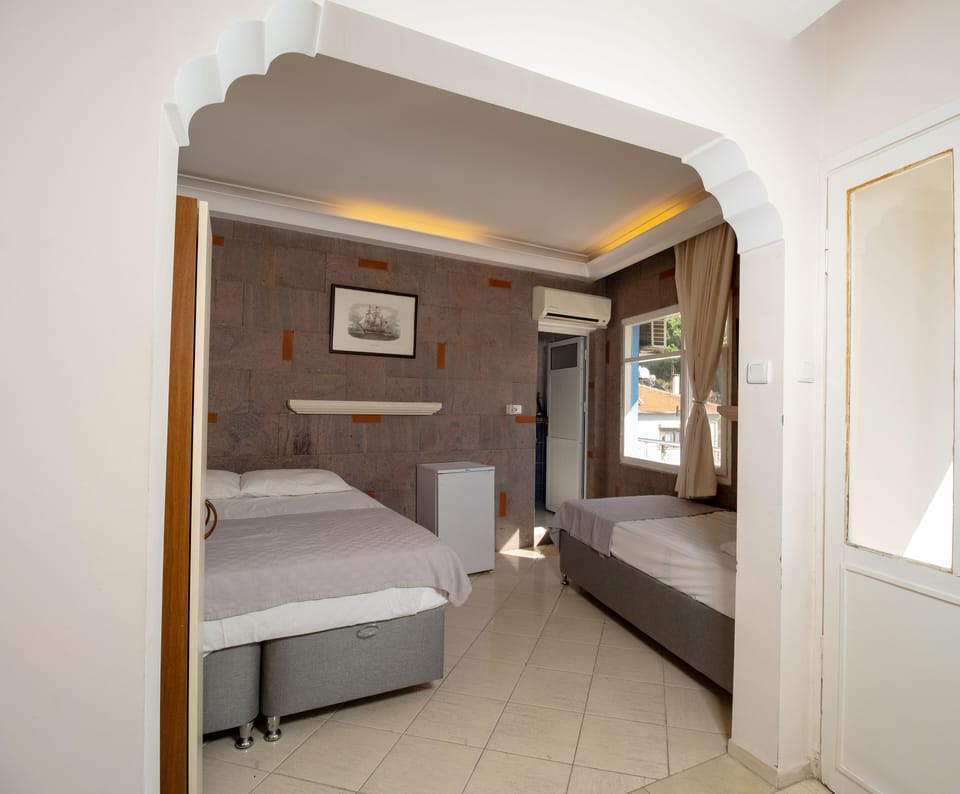 Quadruple Room | Minibar, WiFi (free)