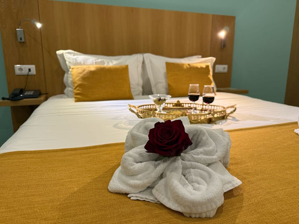 In-room safe, desk, blackout drapes, soundproofing