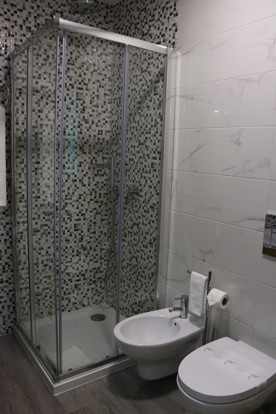 Shower, free toiletries, hair dryer, towels