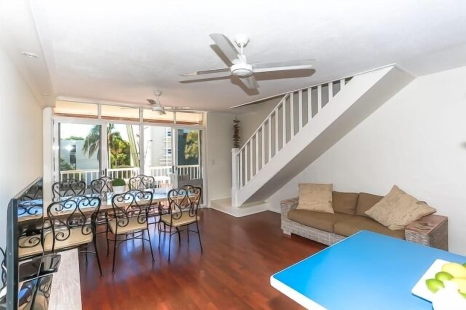 Apt 7 - 2 Bed 1 Bath | In-room dining