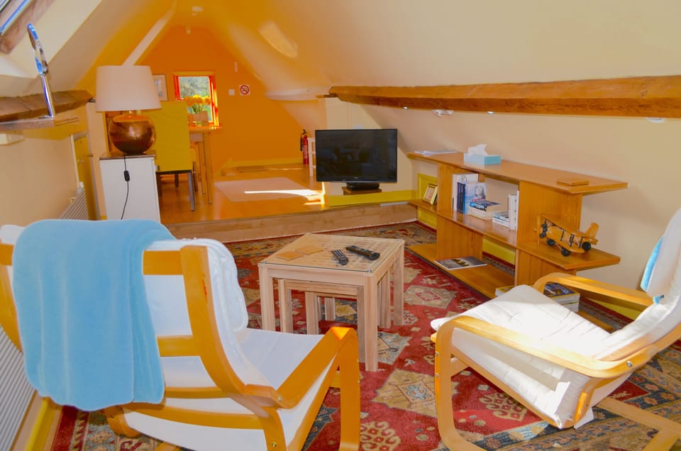 Eastfield House Loft - sitting area