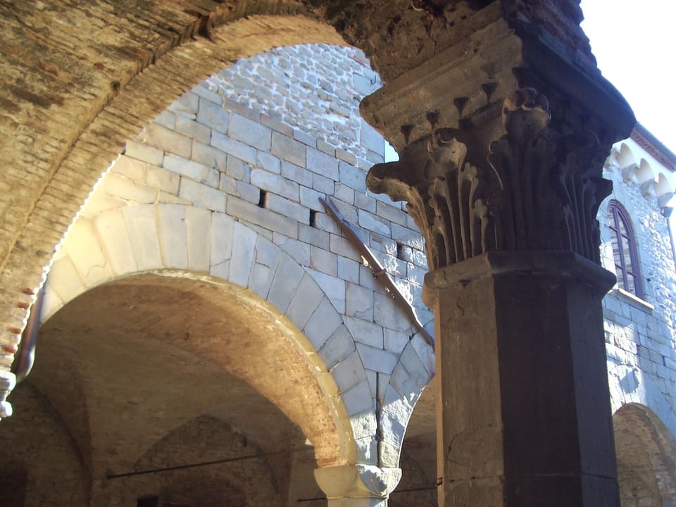 detail of the architecture