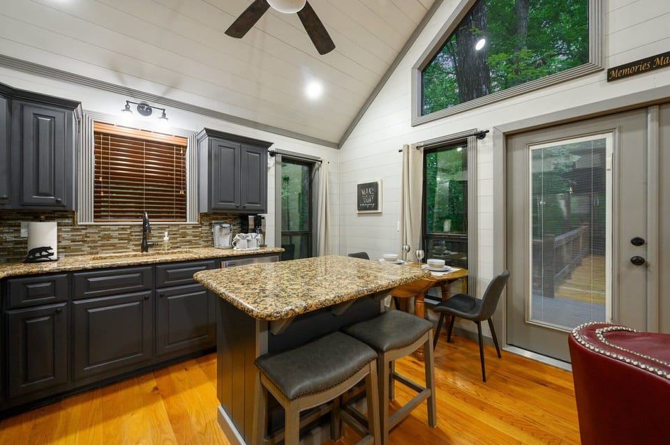 Furnished Kitchen