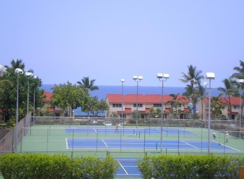 Our gorgeous tennis and pickleball courts! Free to our guests!.