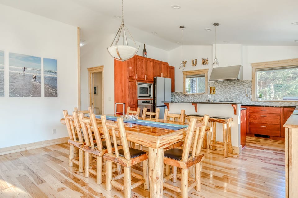 Large log dining room table easily seats 8 people