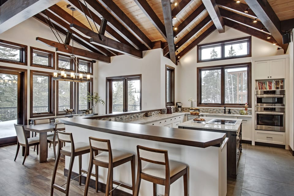 The home revolves around the incredible kitchen. Everything a chef needs.