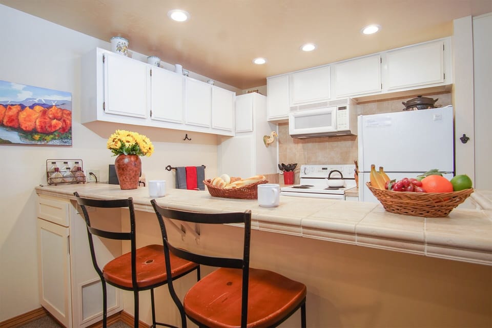 Breakfast Bar