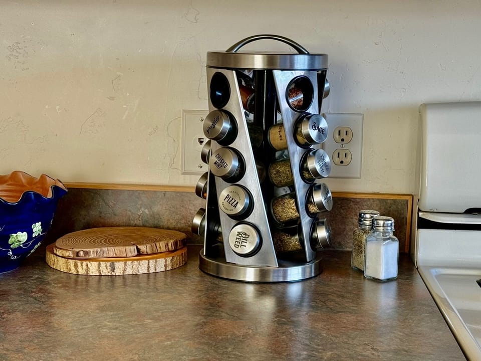 Spice rack 