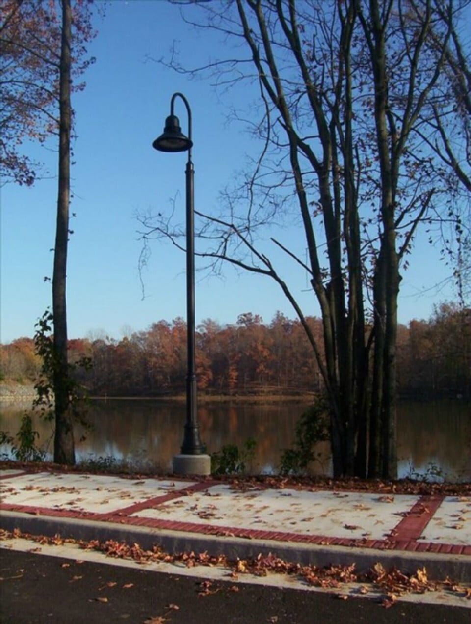 The Setting - next to Grand Rivers Walking Trail linking Kentucky & Barkley Lake
