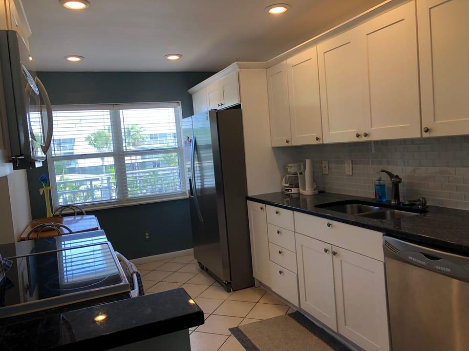 Nicely upgraded kitchen.