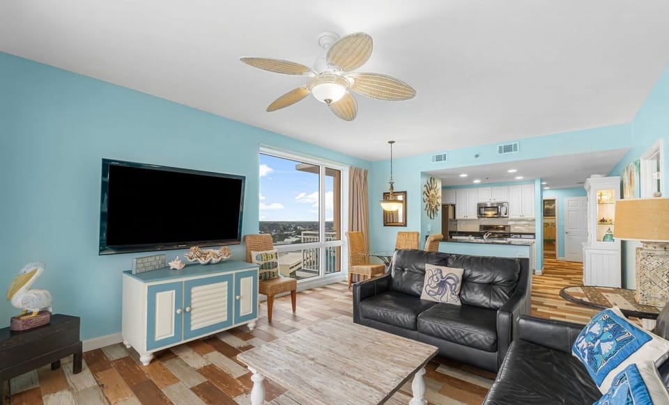 Fantastic Beachfront Living Room Views