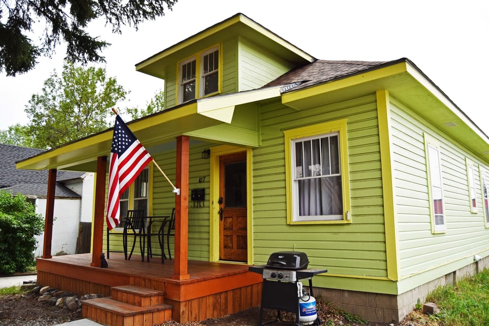 1 Block from Bozemans Vibrant Down Town!!! LOCATION CANT BE BEAT!